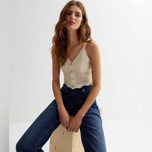 Sincerely Jules Sleeveless Knit Button Up Top